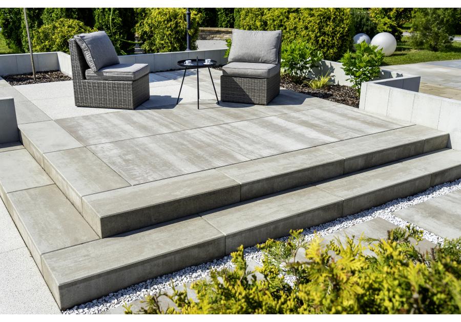 Zdjęcie: Płyty ogrodowe Novator Solo gr. 5 cm (100x100) - kalcyt kremowo-beżowy Renox (melanż) BRUK-BET