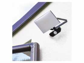 Naświetlacz LED Tambo z czujnikiem PIR 51W neutralna biel EMOS