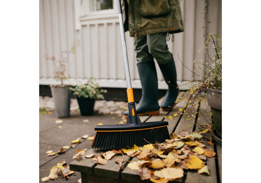 Zdjęcie: Szczotka uniwersalna Ergonomic FISKARS