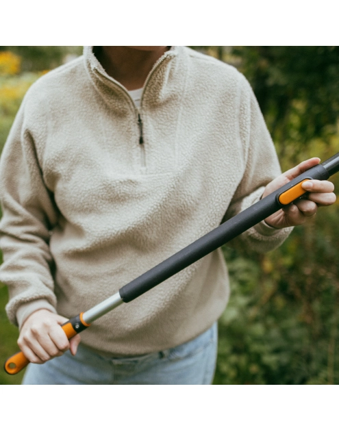 Zdjęcie: Trzonek teleskopowy aluminiowy rozmiar M, 119 cm - 174 cm One Click FISKARS