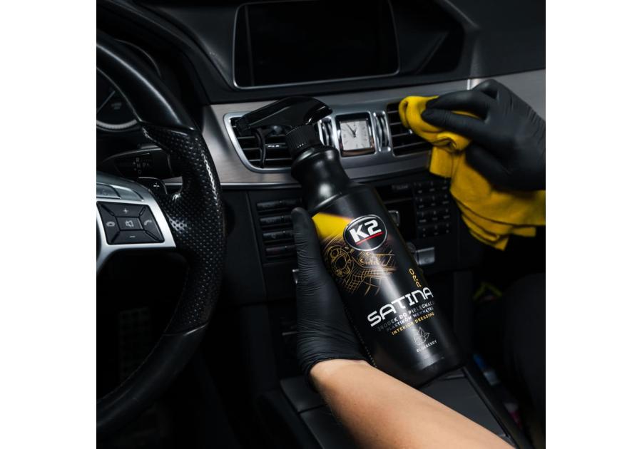 Zdjęcie: Środek do pielęgnacji plastików wewnątrz Satina Pro Blueberry 1 L K2