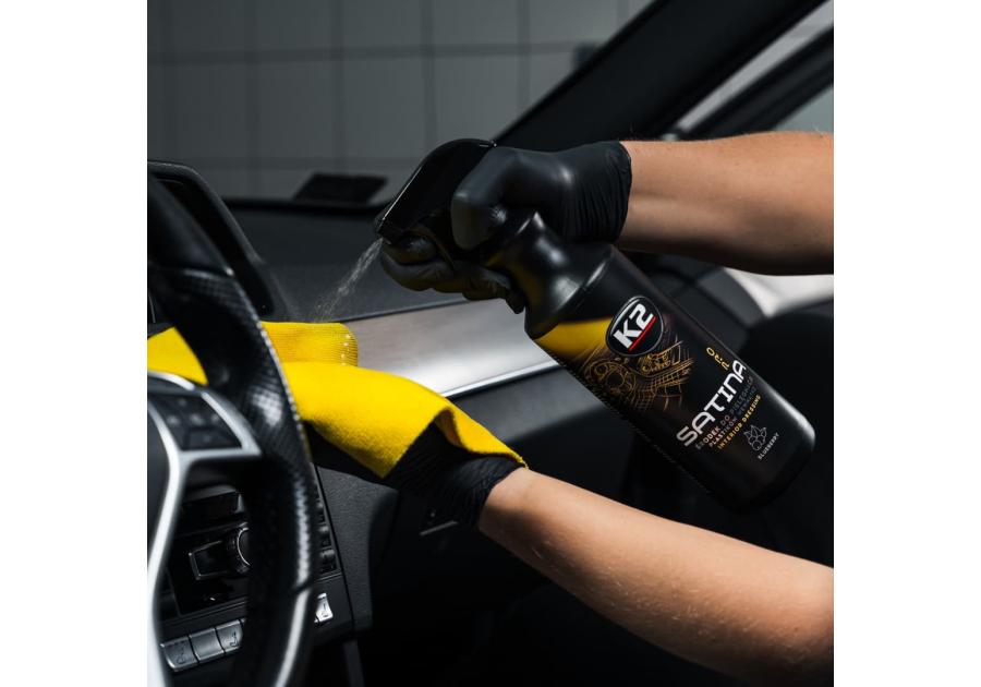 Zdjęcie: Środek do pielęgnacji plastików wewnątrz Satina Pro Blueberry 1 L K2