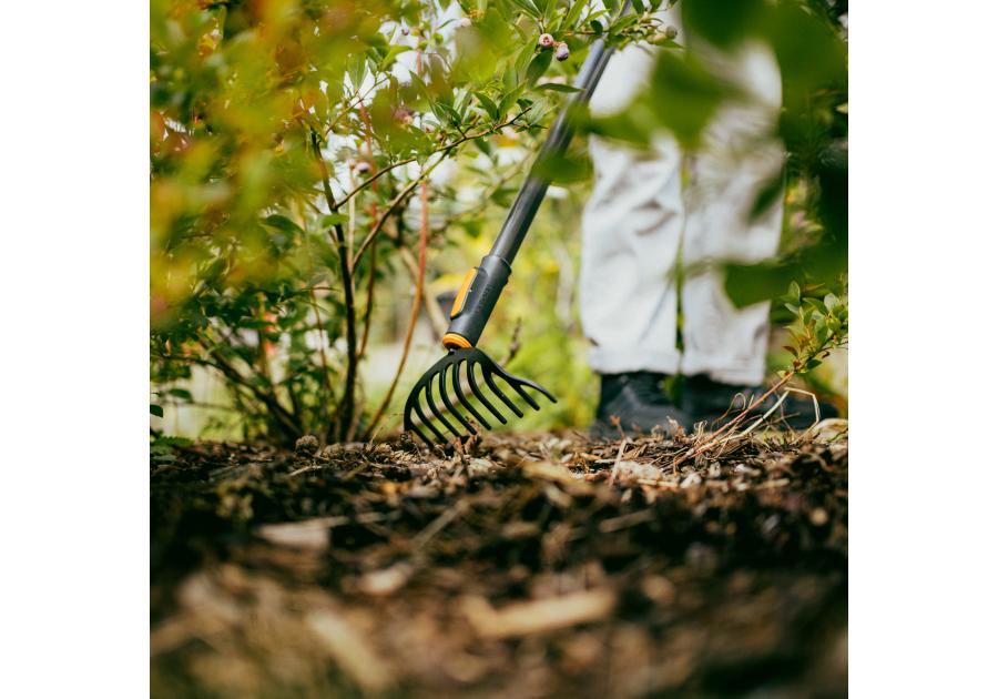 Zdjęcie: Grabie do róż, głowica One Click FISKARS