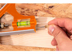 Kątownik wielofunkcyjny 30 cm NEO