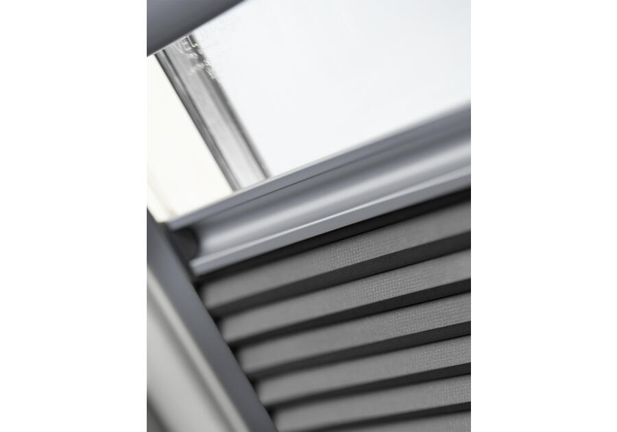 Zdjęcie: Roleta zaciemniająca energooszczędna FHC M06 1047S podwójnie plisowana VELUX