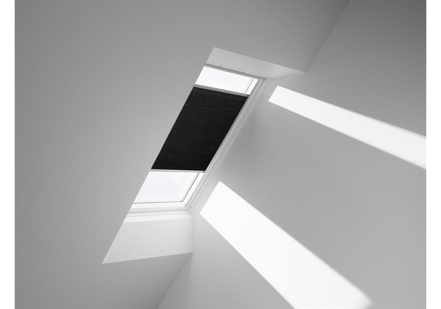 Zdjęcie: Roleta zaciemniająca energooszczędna FHC M06 1047S podwójnie plisowana VELUX