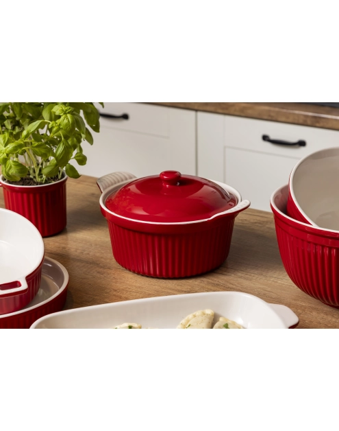 Zdjęcie: Naczynie ceramiczne do zapiekania z pokrywką Red Chilli 27,5x22,5x12 cm - 2,2 L ALTOMDESIGN