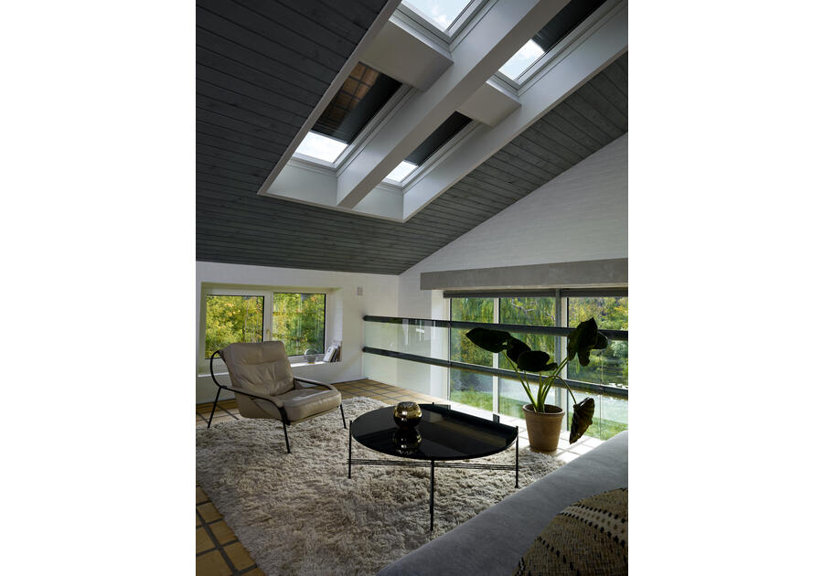 Zdjęcie: Roleta zewnętrzna SML MK04 elektryczna, 78x98 cm VELUX