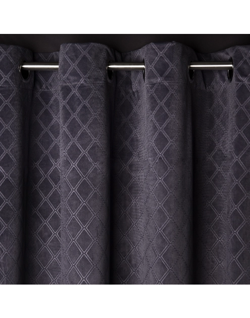 Zdjęcie: Zasłona velvet tłoczony wzór karo chic geometry grafitowa 140x270 cm CHIC HOME