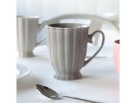 Zdjęcie: Kubek na stopce Curly 310 ml szary AMBITION