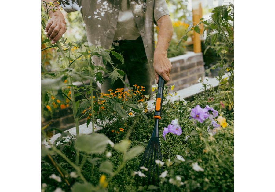 Zdjęcie: Grabie do kwiatów, głowica One Click FISKARS