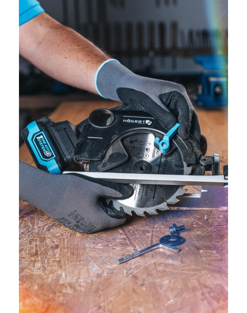 Zdjęcie: Pilarka tarczowa bezszczotkowa 165 mm 18 V HOGERT TECHNIK