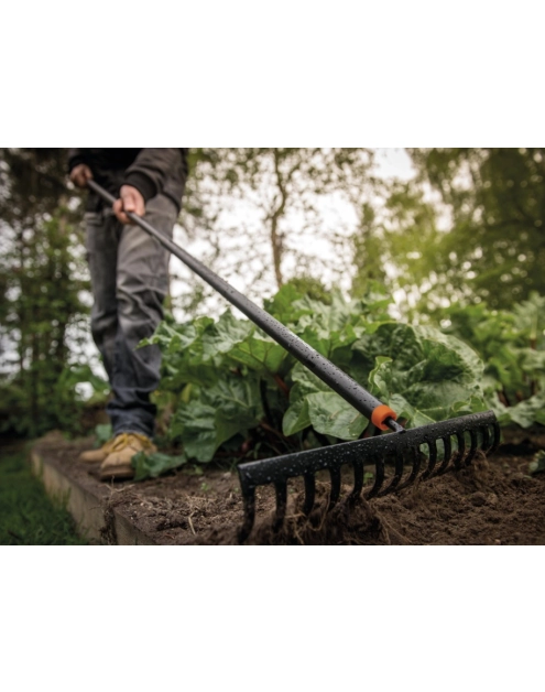 Zdjęcie: Grabie metalowe 14-zębne Solid 156 cm FISKARS