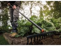 Zdjęcie: Grabie metalowe 14-zębne Solid 156 cm FISKARS