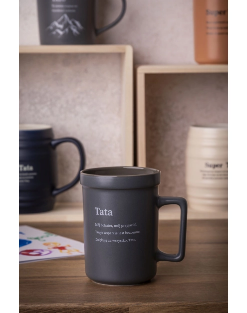 Zdjęcie: Kubek prosty 440 ml z kwadratowym uchem dekoracja tata mój bohater ALTOM DESIGN