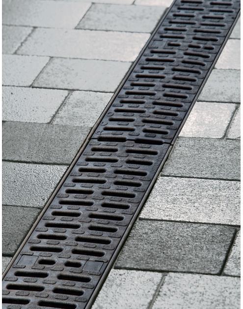 Zdjęcie: Ruszty tworzywowy antypoślizgowy 0,5 m klasa obciązenia B125 do systemu Multilinie V100 Deckline ACO