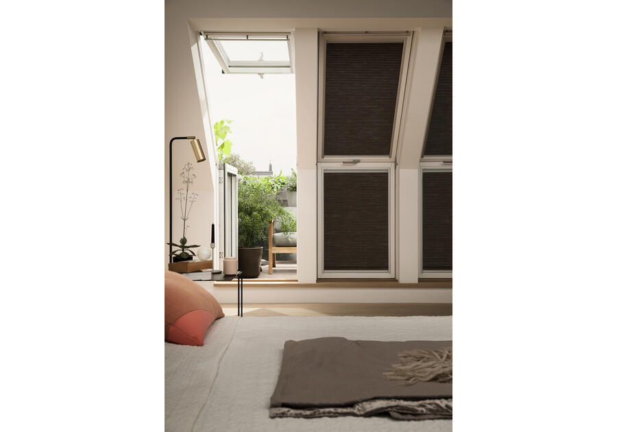 Zdjęcie: Okno dachowe balkonowe VEB M35 2065 dolna część malowane na biało VELUX