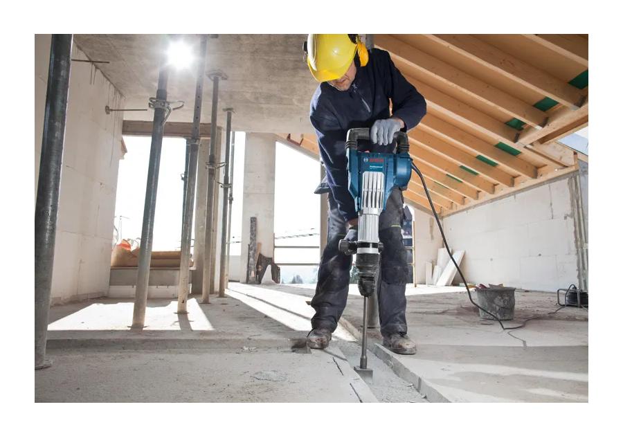 Zdjęcie: Młot udarowy z uchwytem SDS max BOSCH