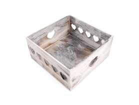 Skrzynka drewniana z wyciętymi sercami 25x25x12 cm TIN TOURS