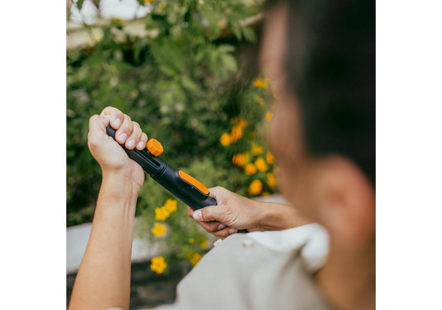 Zdjęcie: Adapter uniwersalny do łączenia trzonka One Click z głowicą innych producentów FISKARS