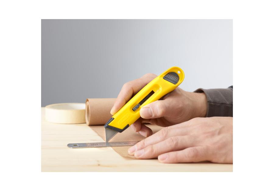 Zdjęcie: Nóż z chowanym ostrzem trapezowym STANLEY