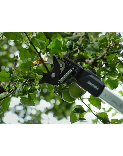 Zdjęcie: Sekator ogrodowy na wysięgniku DualAction Żyrafa UPX96 uniwersalny X-Series FISKARS