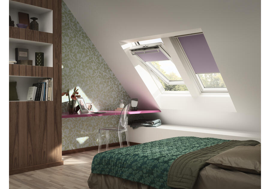 Zdjęcie: Okno obrotowe GGL MK08 2070 drewniane, malowane na biało VELUX