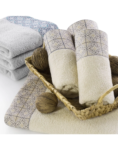 Zdjęcie: Ręcznik Sonia 70x140 cm srebrny EUROFIRANY