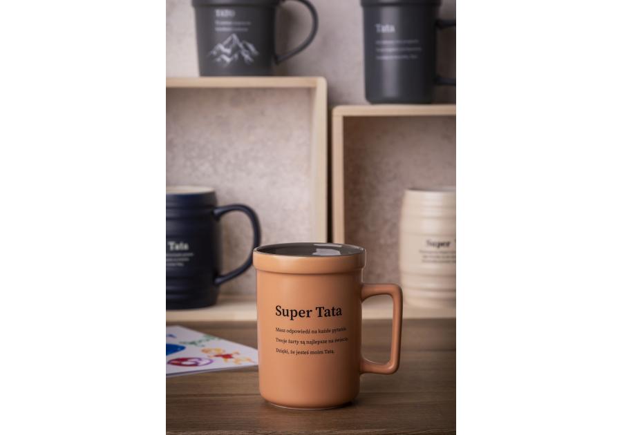 Zdjęcie: Kubek prosty 440 ml z kwadratowym uchem dekoracja super tata ALTOM DESIGN
