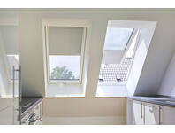 Zdjęcie: Okno GPU 0066 drewniano-poliuretanowe klapowo-obrotowe, 78x118 cm VELUX