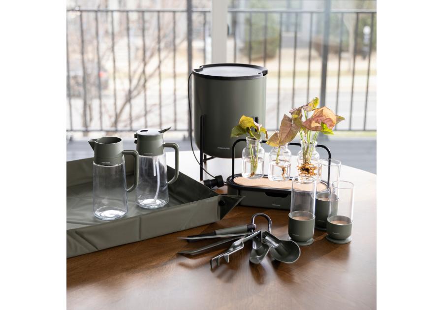 Zdjęcie: Pojemnik do propagacji roślin Plant Care szklany z metalową podstawą FISKARS