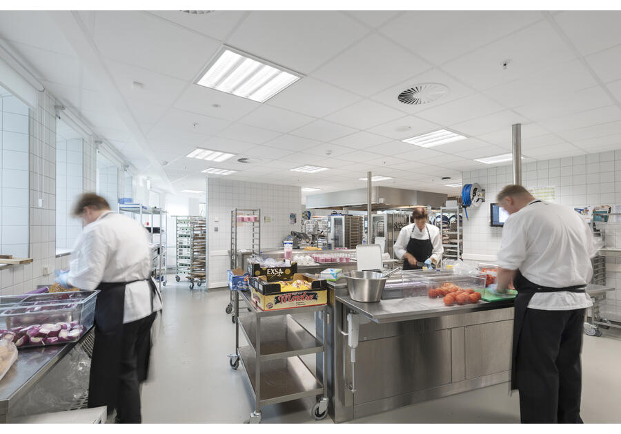 Zdjęcie: Płyta sufitowa Hygienic A24 600x600x40 mm akustyczny sufit podwieszany ROCKFON