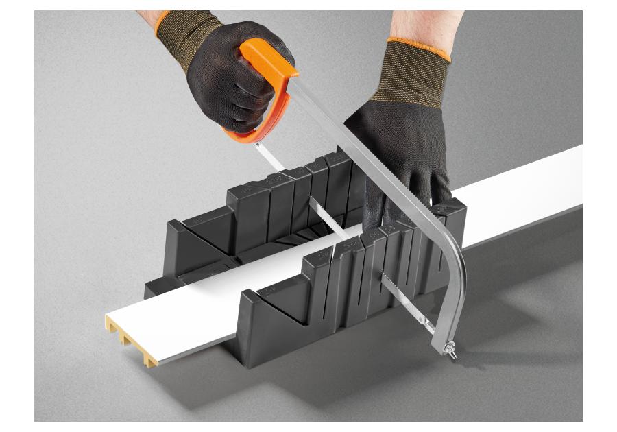 Zdjęcie: Listwa przypodłogowa PVC Status Line 80x15 mm 2,2 m biały RAL9003 lakier półmat CEZAR