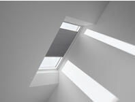 Zdjęcie: Roleta zaciemniająca energooszczędna FHC MK06 1158S podwójnie plisowana VELUX