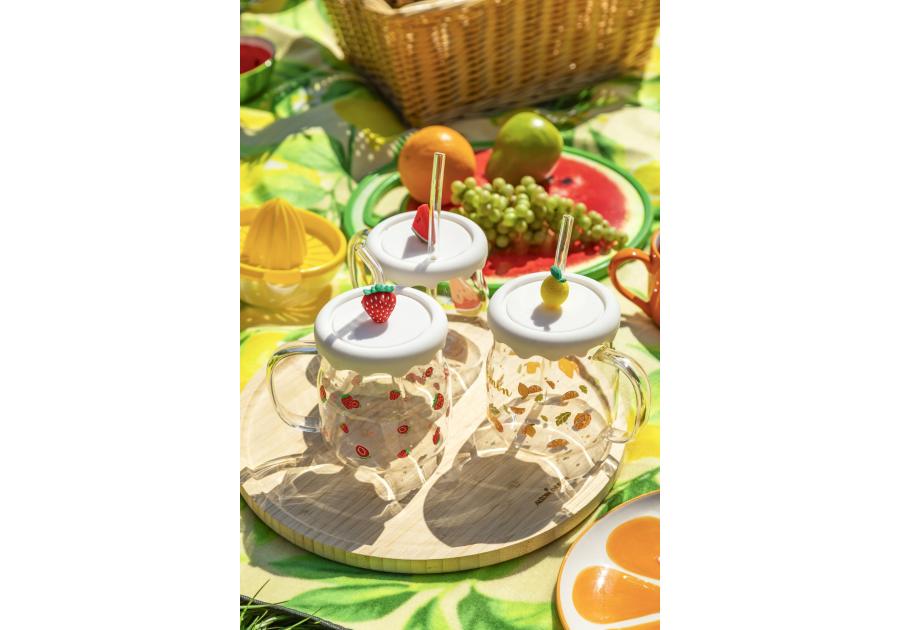 Zdjęcie: Kubek szklany z silikonową pokrywką i szklaną słomką 600 ml dekoracja cytryna ALTOM DESIGN