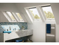 Zdjęcie: Okno GLU 0051B drewniano-poliuretanowe otwierane od dołu, 94x140 VELUX