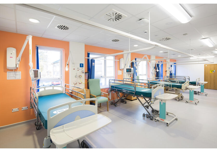 Zdjęcie: Płyta sufitowa MediCare Standard E24 600x600x15 mm akustyczny sufit podwieszany ROCKFON