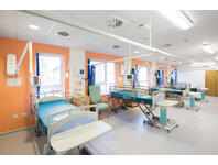 Zdjęcie: Płyta sufitowa MediCare Standard E24 600x600x15 mm akustyczny sufit podwieszany ROCKFON