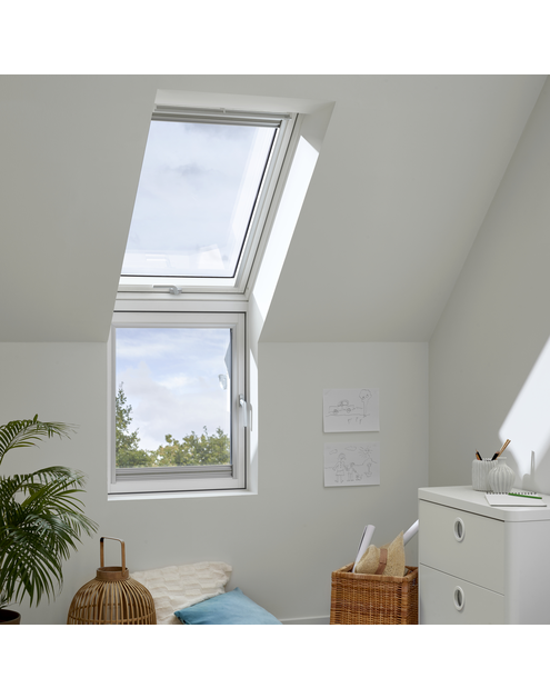Zdjęcie: Okno kolankowe VFA MK35 2068 drewniane, 3-szybowe, malowane na biało VELUX