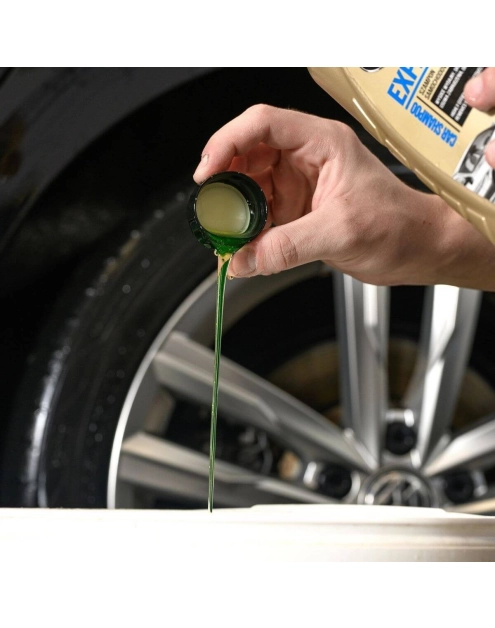 Zdjęcie: Szampon samochodowy Express 1 L K2