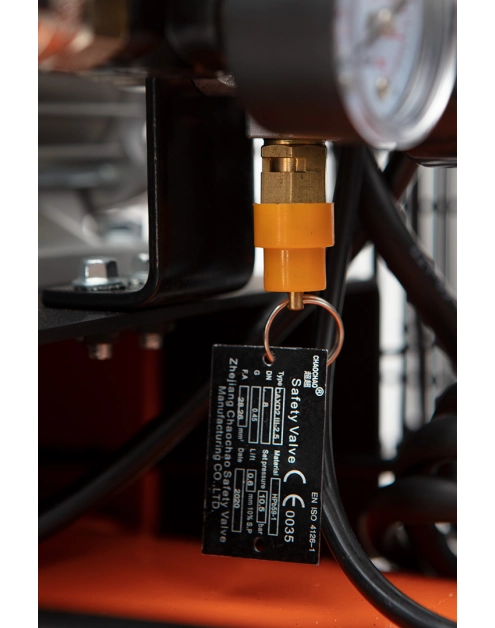 Zdjęcie: Kompresor olejowy 150 L, 230V NEO