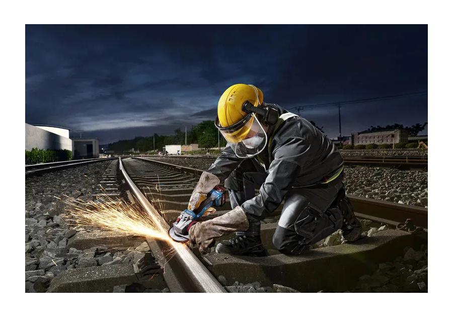 Zdjęcie: Szlifierka kątowa akumulatorowa Pro GWS 18V-11S BOSCH