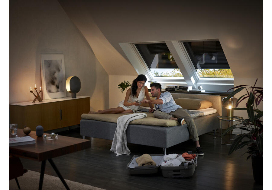 Zdjęcie: Roleta zewnętrzna solarna SSL UK08 0000S VELUX