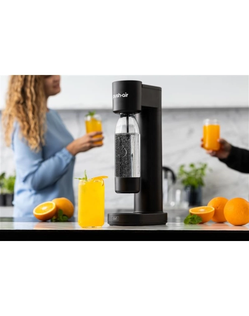 Zdjęcie: Saturator PushAir w zestawie butelka na wodę 0,7 L + nabój CO2 czarny  DAFI