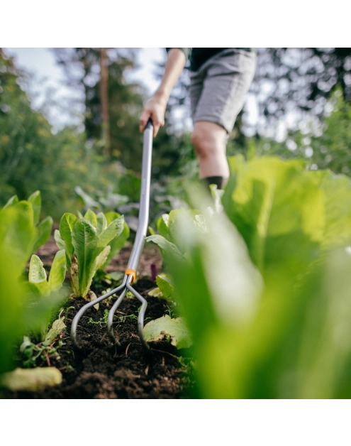 Zdjęcie: Kultywator Ergonomic wygięty trzonek FISKARS