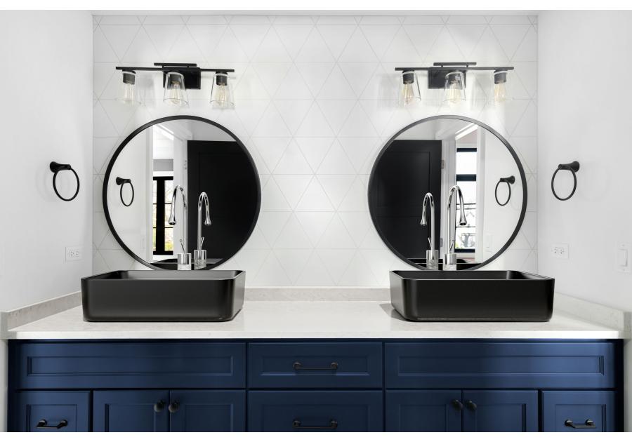 Zdjęcie: Wysoka bateria umywalkowa Gabro biały/chrom INVENA