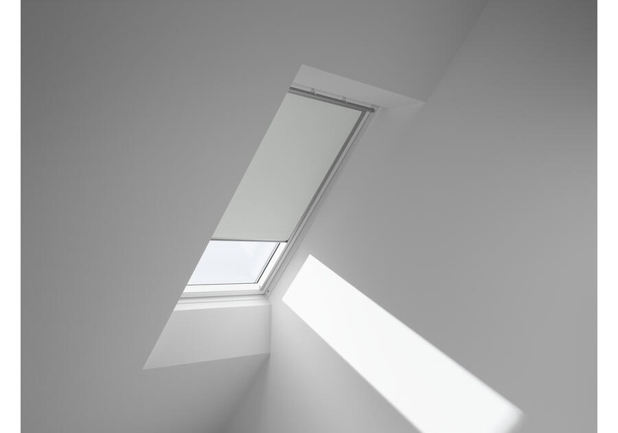 Zdjęcie: Roleta zaciemniająca manualna DKL MK06 4555S VELUX