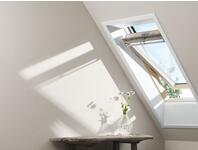 Zdjęcie: Okno GGL 3068 drewniane otwierane u góry, 134x160 cm VELUX