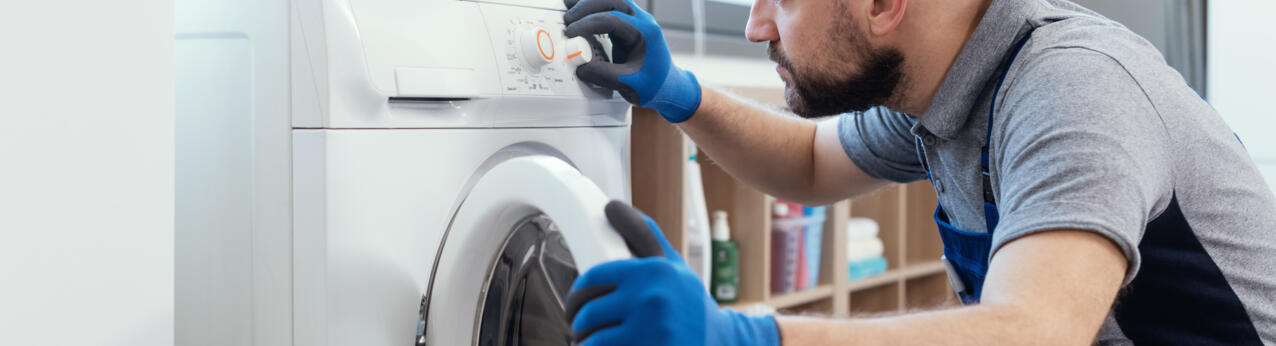 Jak wyczyścić pralkę – czyszczenie, odkamienianie i odgrzybianie pralki