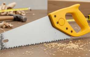 Jak naostrzyć piłę ręczną?